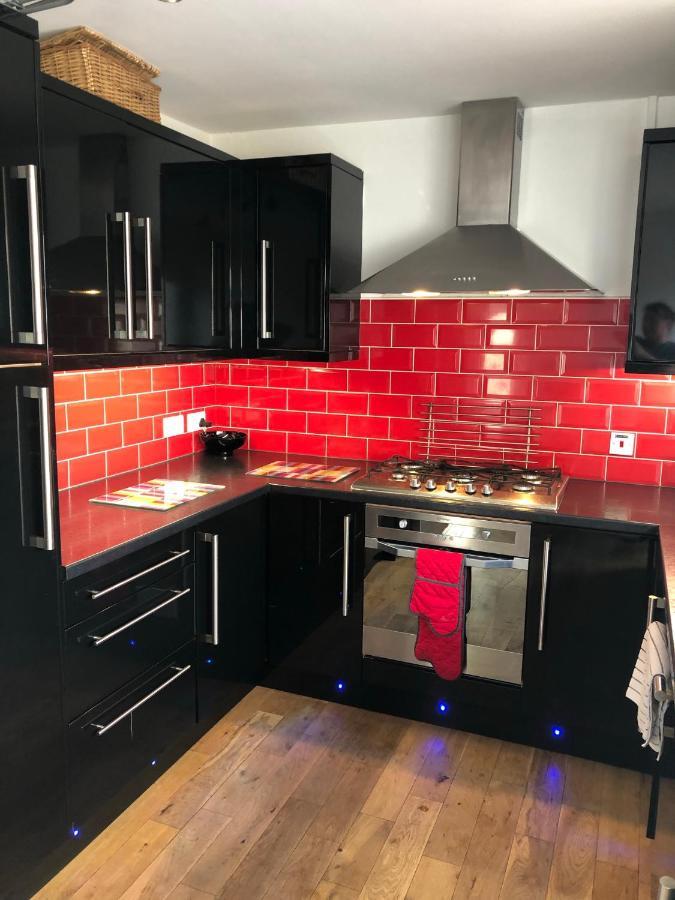 Six By The Sea - 2 Bed House - A Little Something For Everyone Saint Columb Minor Екстериор снимка